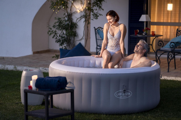 Idromassaggio gonfiabile Lay-Z-Spa St. Lucia AirJet 2-3 persone - immagine 3
